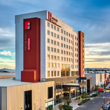 Fiesta Inn Express Puebla Explanada Εξωτερικό φωτογραφία