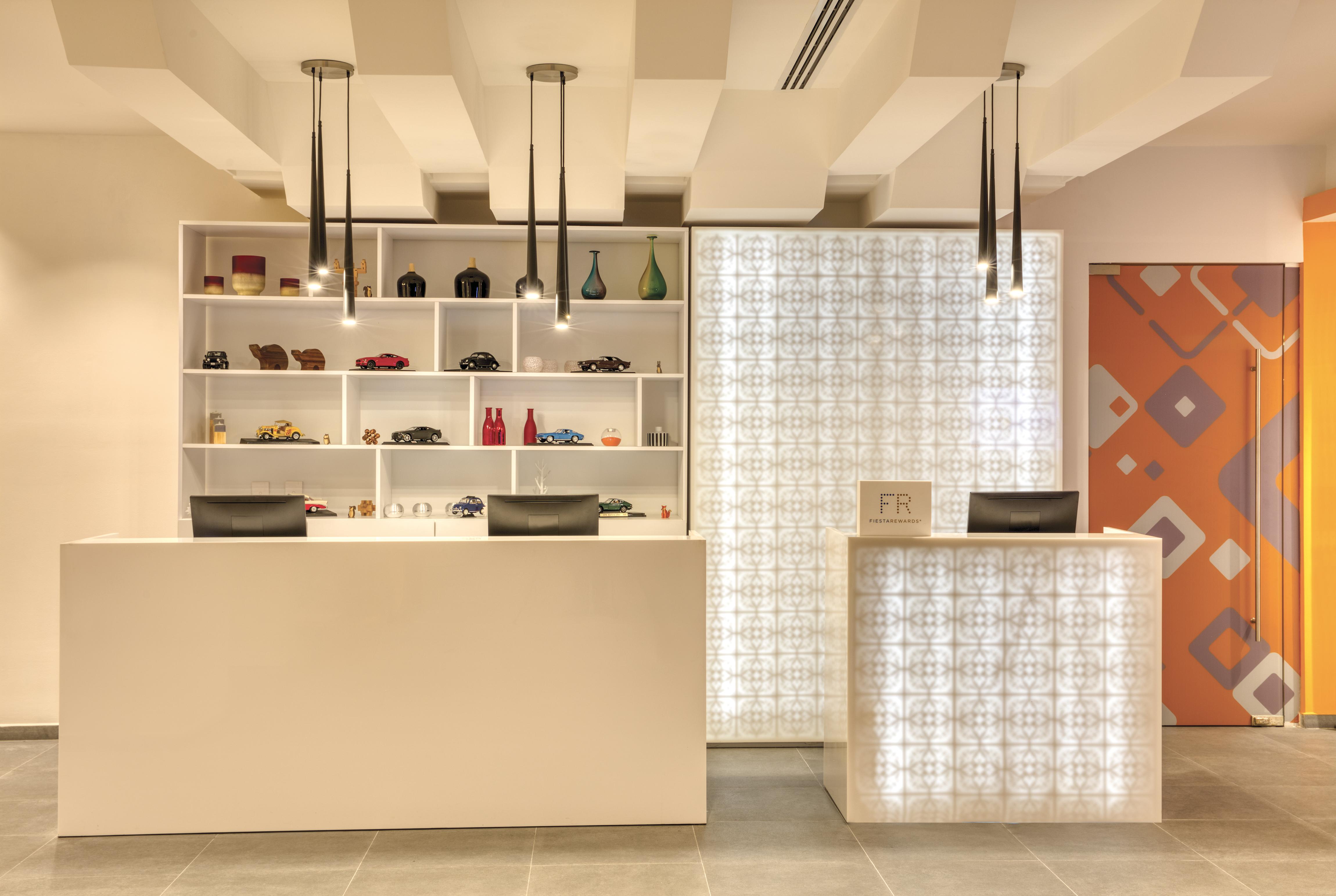 Fiesta Inn Express Puebla Explanada Εξωτερικό φωτογραφία